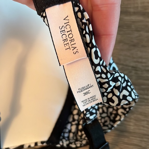 Victoria’s Secret bra - Picture 3 of 4